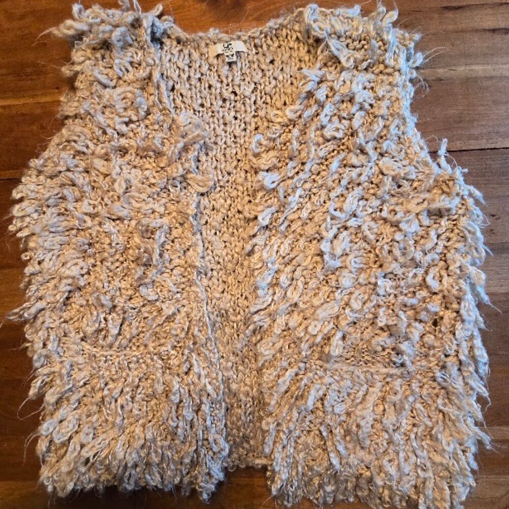 NWOT Ya Los Angeles Trendy Loop Knit Sweater Vest One Size Beige